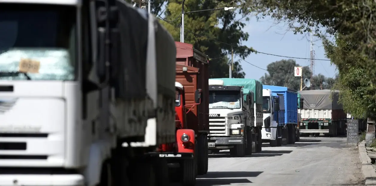 el-seguimiento-de-los-camiones___zr6rGIoEo_1256x620__1